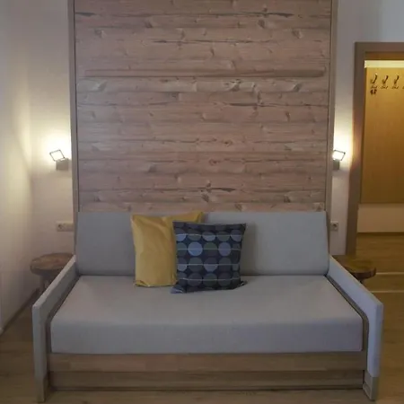 Haus Sonnenschein Apartament *