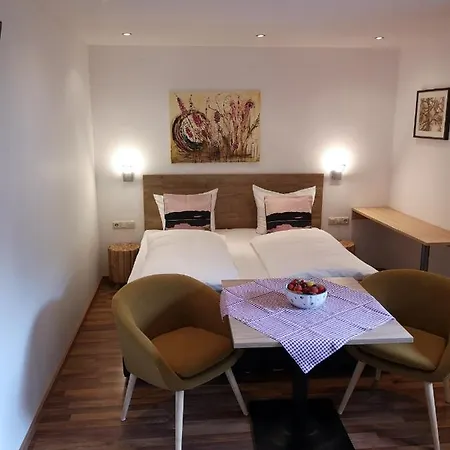 Haus Sonnenschein 아파트