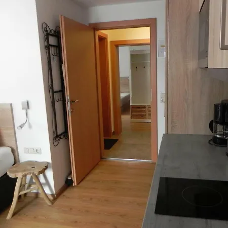 Haus Sonnenschein 公寓 *
